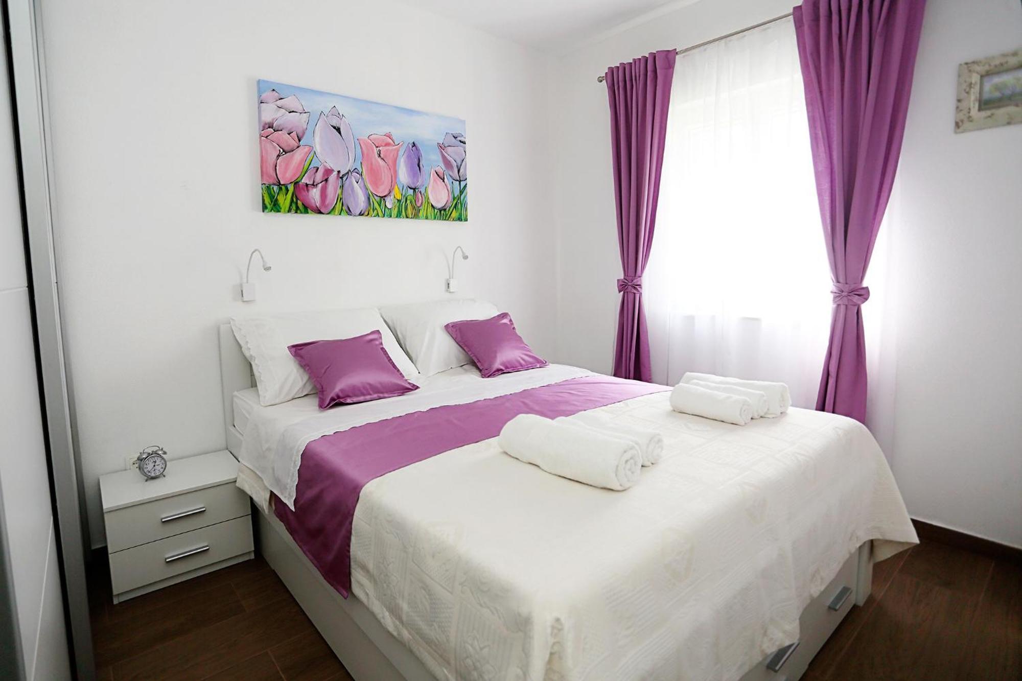 Apartments Romarin Супетар Экстерьер фото