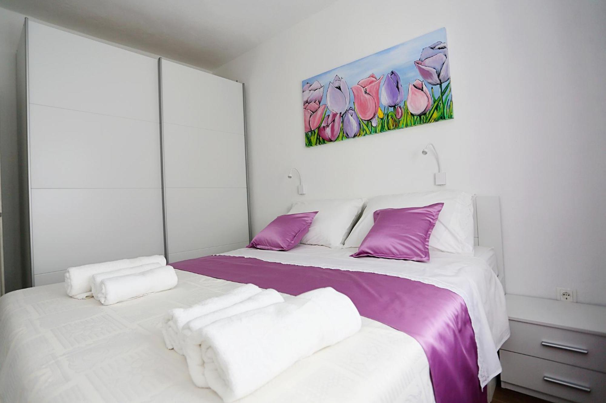 Apartments Romarin Супетар Экстерьер фото